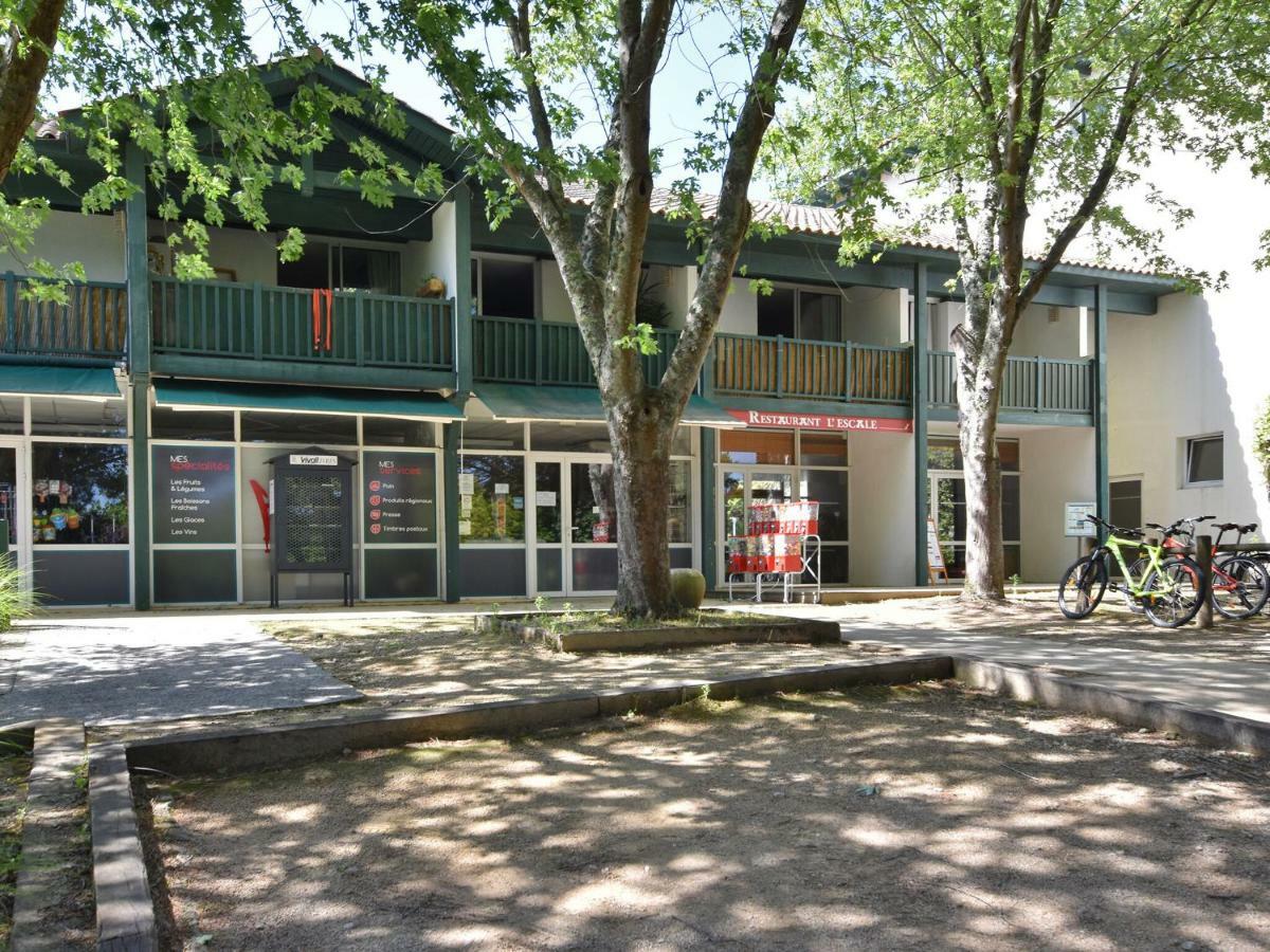Ferienwohnung Beautiful Flat With Pool In Moliets Et Maa Exterior foto
